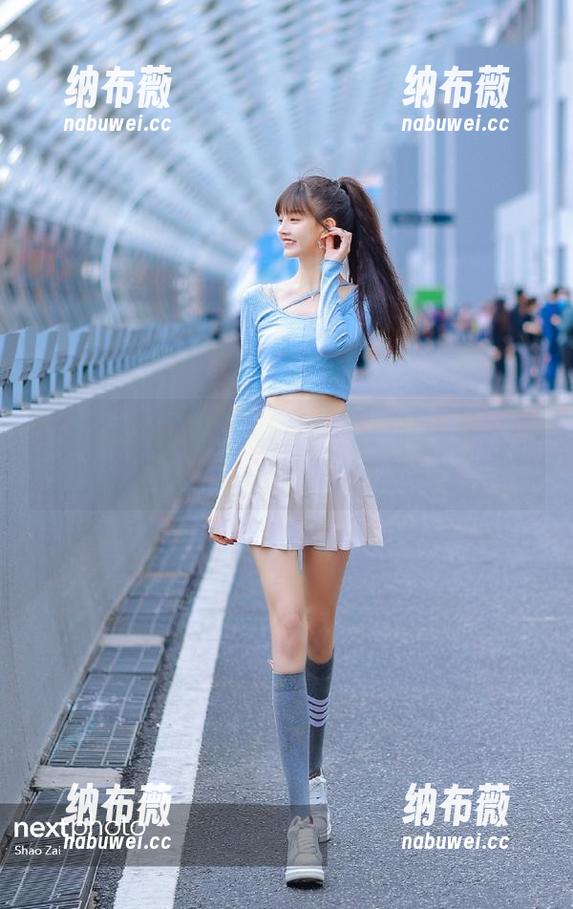 17c 发生了啥?17c黑料最新发布,妹子实时带你吃瓜
