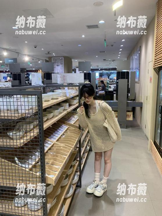 17吃瓜网官网导航，开启趣味吃瓜体验和分享之旅