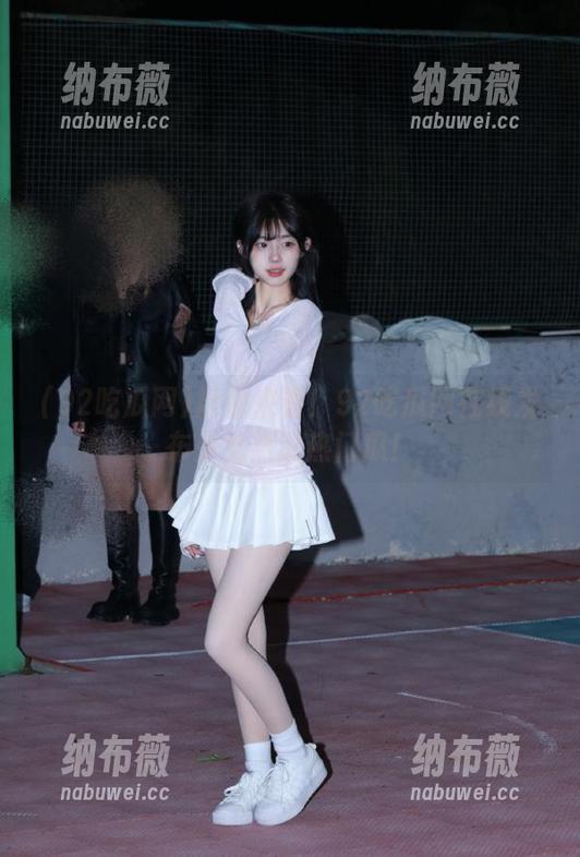 赶快来看！92吃瓜网在线发布少女热议热门瓜！