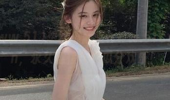 想吃瓜就来www.51cg.fun，永久链接带你瓜分欢乐！