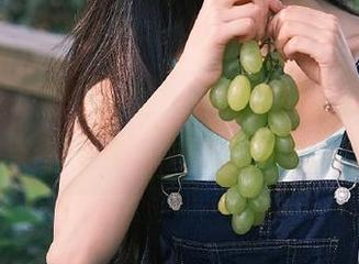 下载九一吃瓜群，享受每日精彩更新和海量吃瓜内容