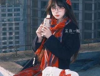 今日吃瓜51App直播间带你体验老虎菜的正宗风味